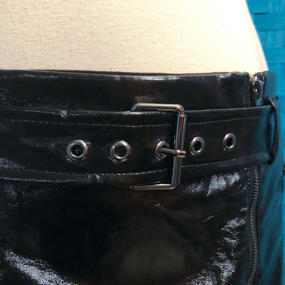 Karl Lagerfeld Faux Patent Leather Belted Mini Skirt Black New